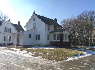1193 N Prairie St, Galesburg, IL 61401
