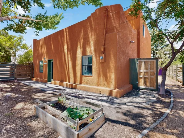 10029 Guadalupe Trl NW, Albuquerque, NM 87114