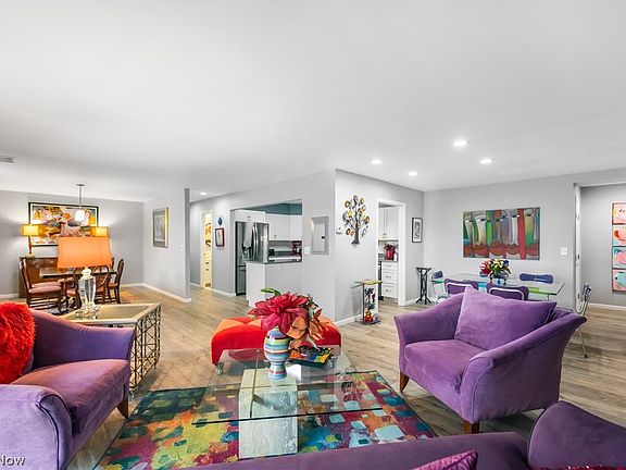 4th image of 2112 Acacia Park Dr APT 520