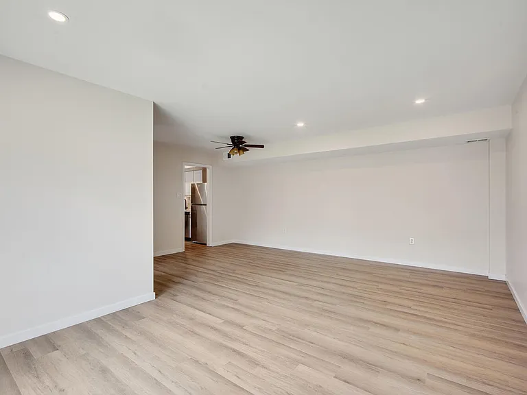 4634 Conwell Dr — Photo 11