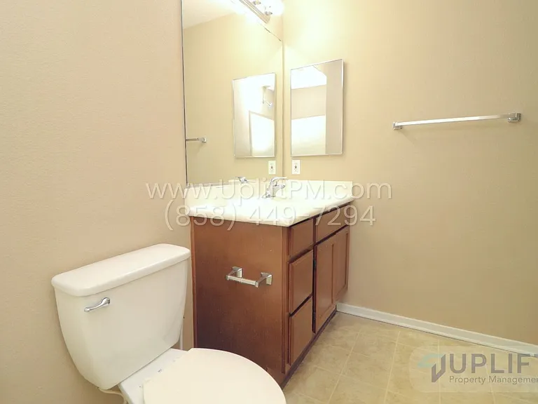 514 62nd St #15 — Photo 14