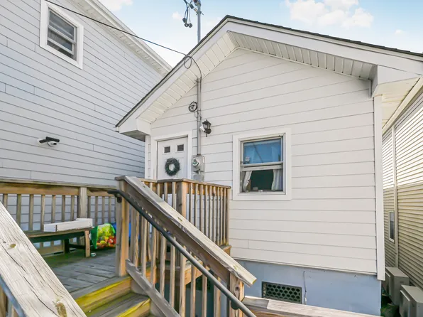 99-65 165th Avenue image 17 of 21