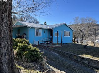 304 SE Hillcrest Dr, John Day, OR 97845