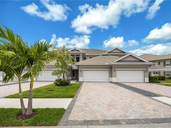 183 Indies DR E #202, NAPLES, FL 34114