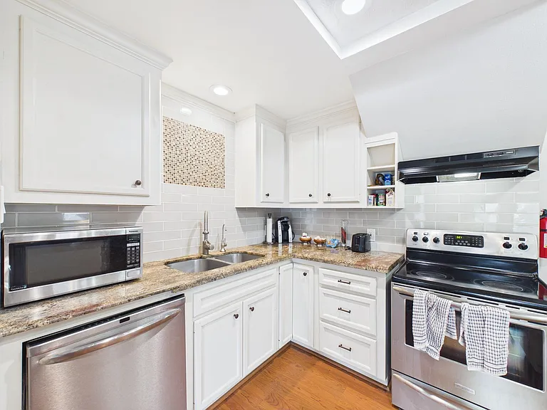 5110 Academy St #5 — Photo 5