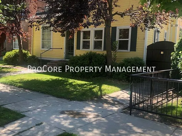 1207 W Washington St — Photo 98