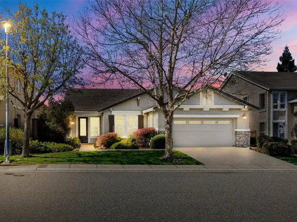 1073 Huntly Dr, Folsom, CA 95630