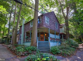 301 7th St, Mount Gretna, PA 17064
