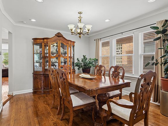 4th image of 3638 N Linder Ave