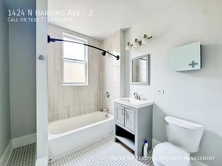 1424 N Harding Ave #2 — Photo 10