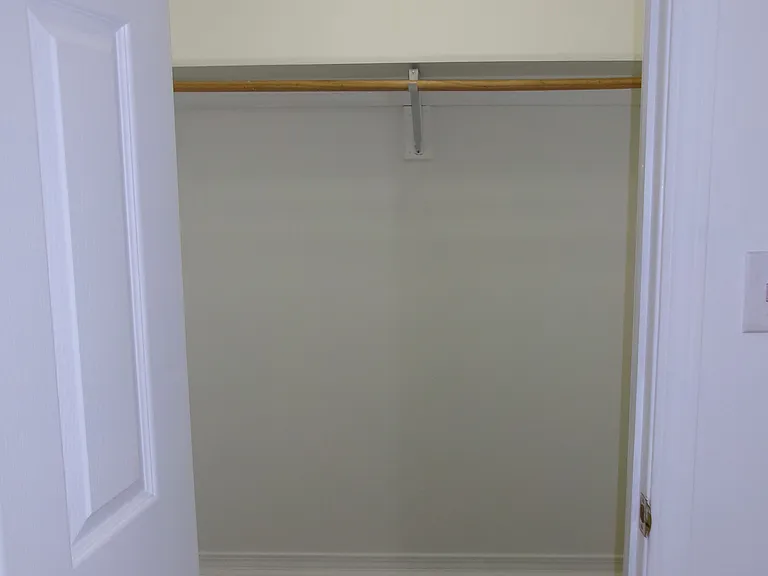 6253 London Ave — Photo 10