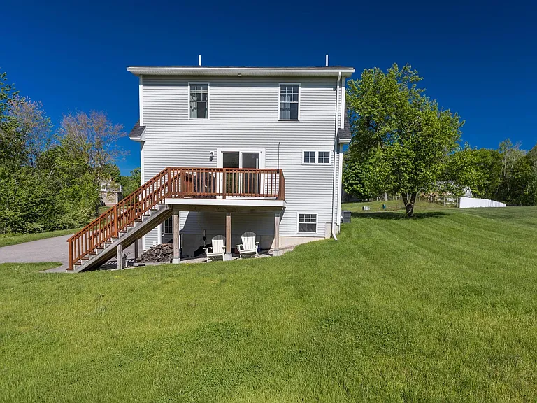 2 Cole Ln — Photo 7