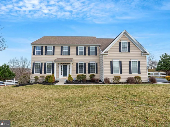 204 Coleridge Ln, Coatesville, PA 19320