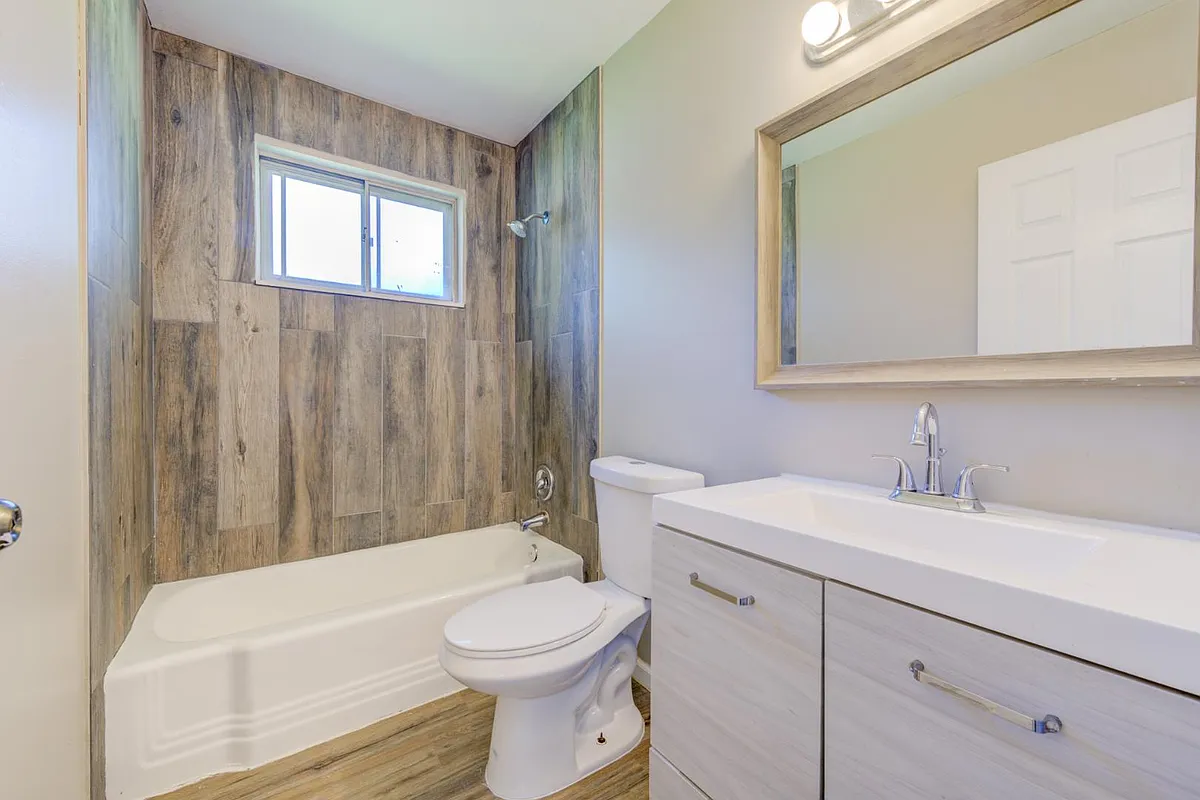 Unit Photo - 1710 Kay Dr