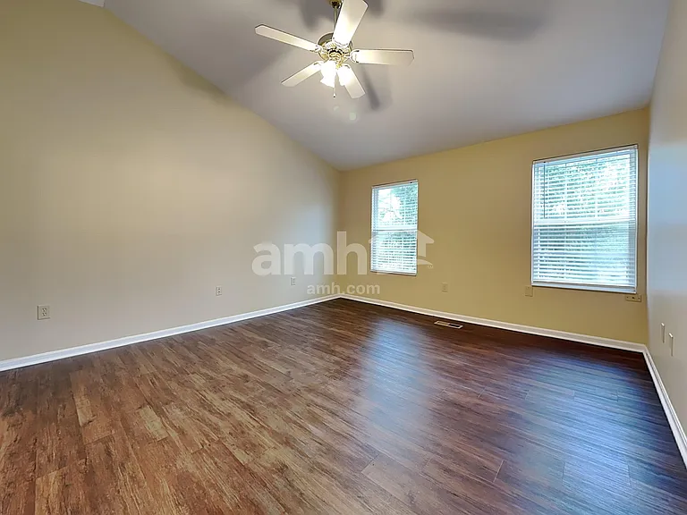 6443 Lantern Way — Photo 7