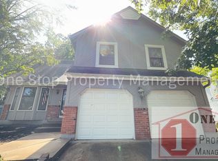 1569 N Hunter Dr, Olathe, KS 66061