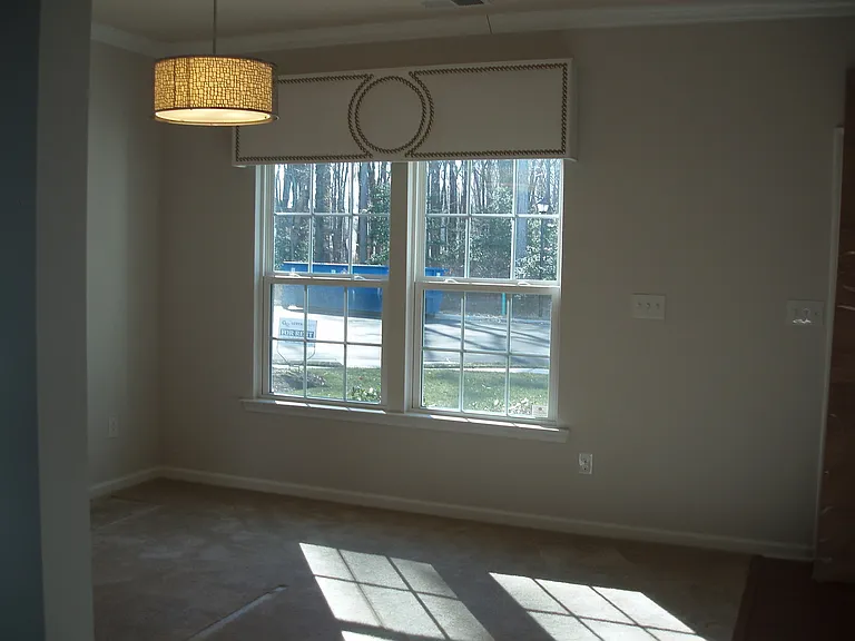 323 Michael Selby Dr — Photo 7
