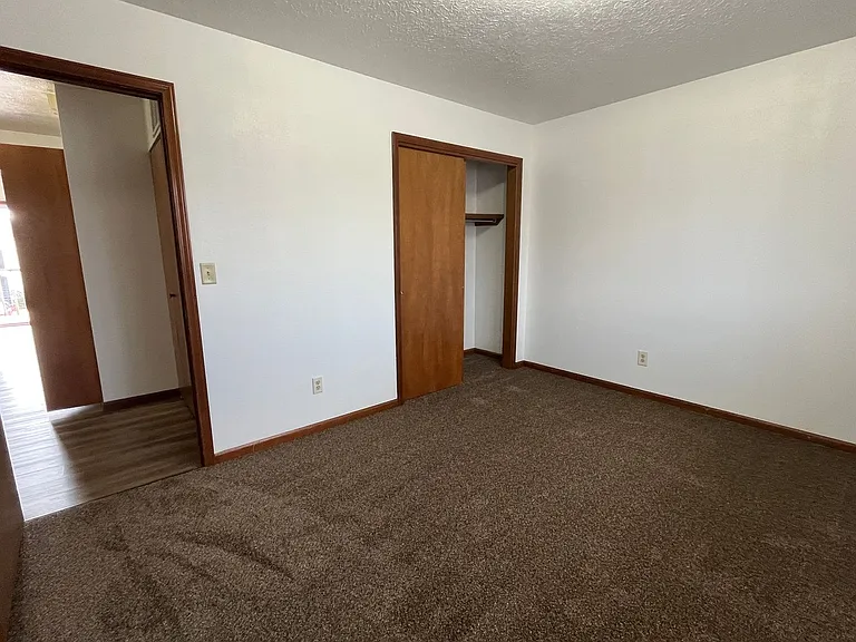 213 Tanglewood Dr #C — Photo 7