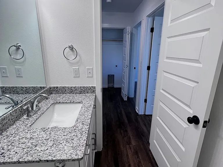 309 Eagle Edge Ave — Photo 17