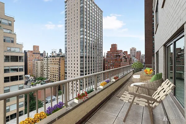 Rented by Anchor Associates | media 1