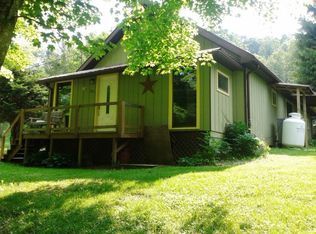 103 Shoestring Trl, Clintonville, WV 24931