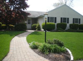 1480 Springhouse Rd S, Whitehall Township, PA 18104