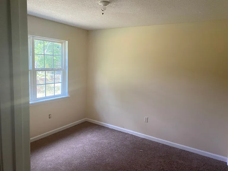 2105 Vail Dr — Photo 8