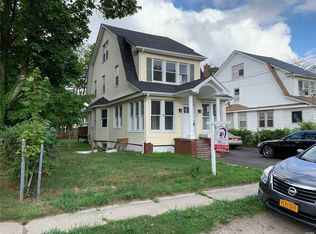 40 Penataquit Ave, Bay Shore, NY 11706