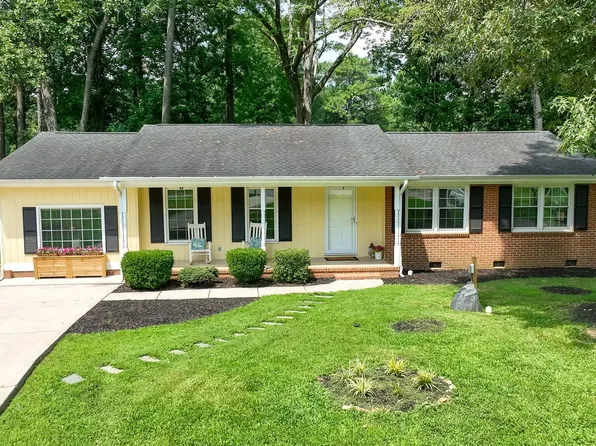 106 S Shetland Ct, Garner, NC 27529