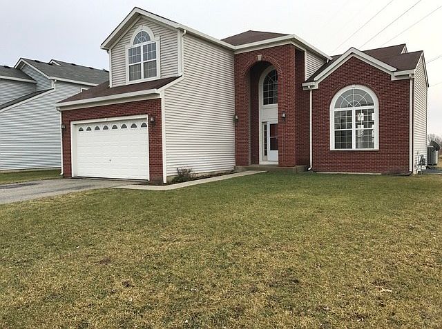1st image of 471 Fairway Ln