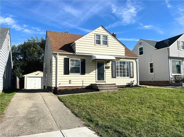 19265 Stockton Ave, Maple Heights, OH 44137