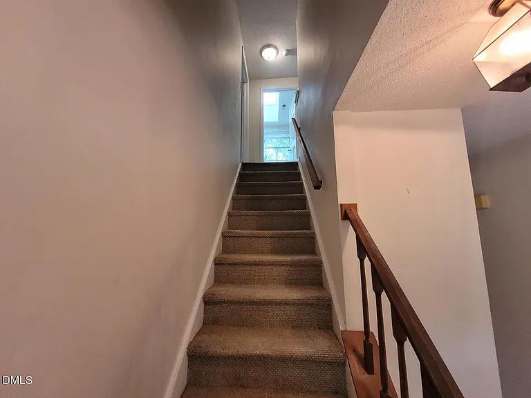 104 Corgy Dr — Photo 13