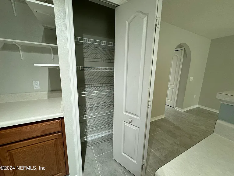 8224 Halls Hammock Ct — Photo 6
