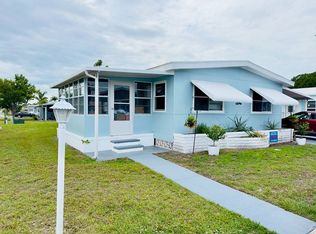 7 Cherry Ave, Bradenton, FL 34207