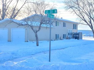 3202-3204 10th Ave N, Fargo, ND 58102