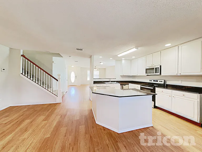 146 Washington Way — Photo 7