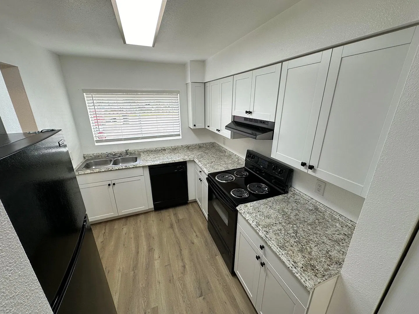 Wonderful 2 bedroom/2 bath Townhome near UCF — Photo 4