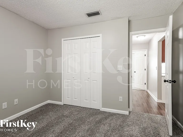1598 Twin Oak Dr — Photo 12