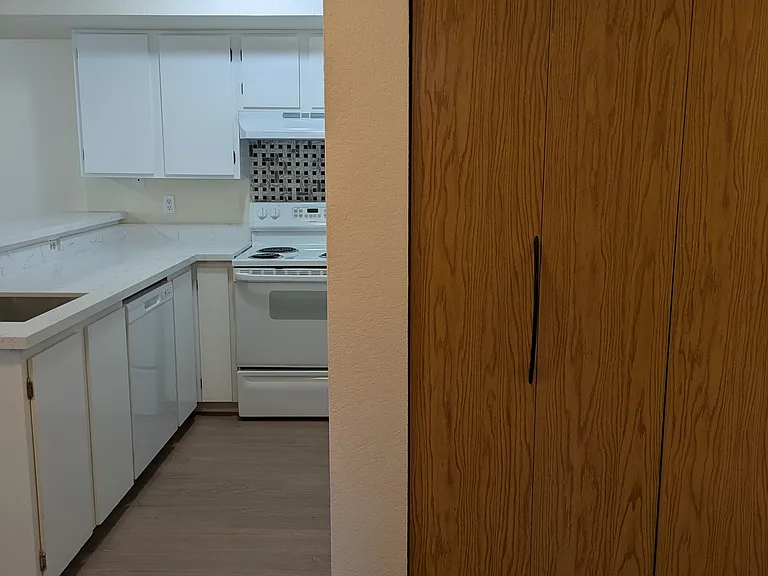 29 Etruria St #B-305 — Photo 8