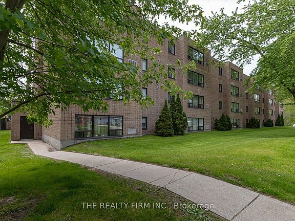 3rd image of 220 Duke St #207
