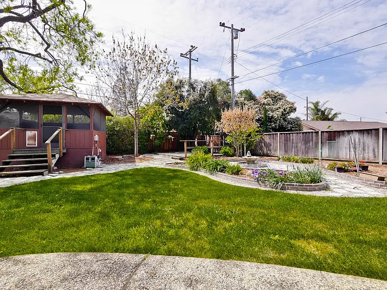 160 Kit Carson Ct — Photo 67