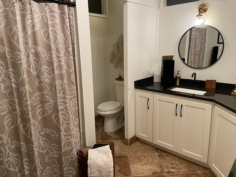 Master bath with shower
