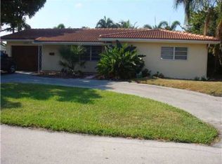 2231 NE 40th Ct, Lighthouse Pt, FL 33064