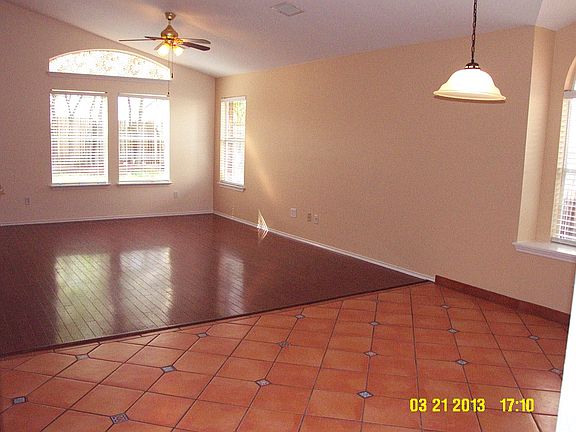 2nd image of 17600 Limpia Creek Dr