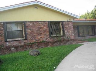 2271 NE 197th St, Miami, FL 33180