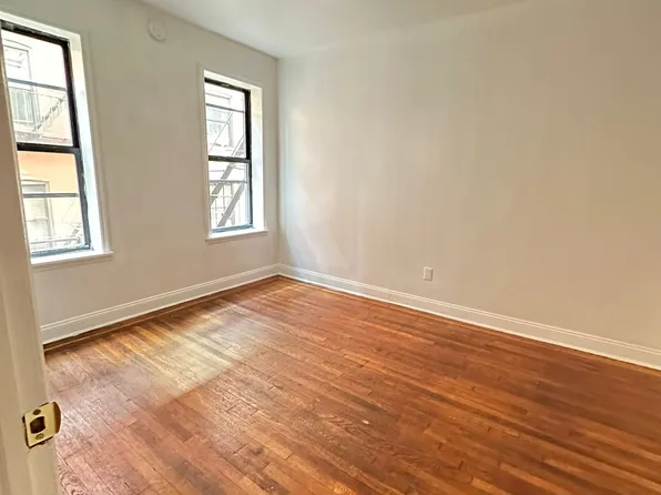 520 West 190th Street image 1 of 8