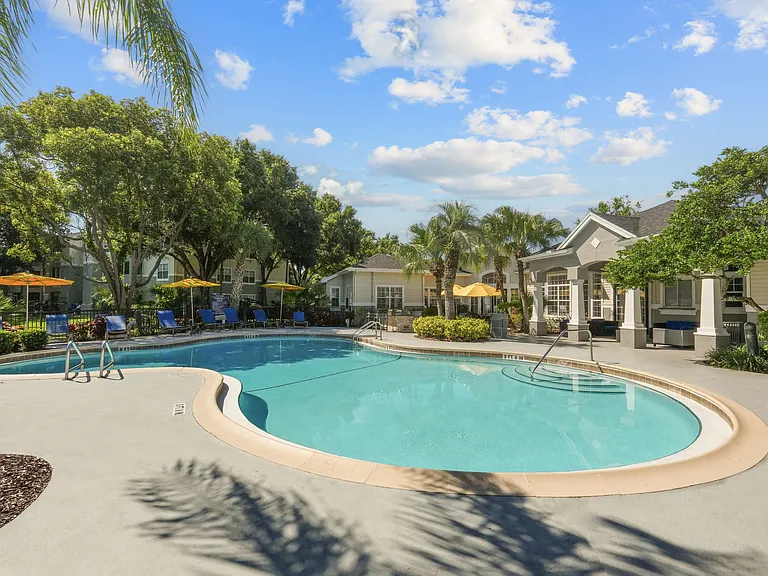Alvista Sterling Palms — Photo 16