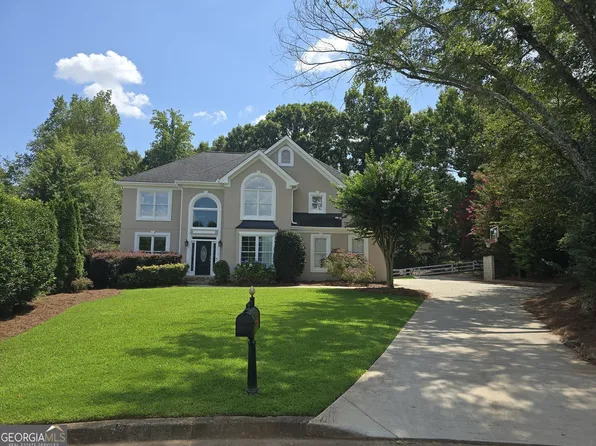 2835 Live Oak Ct, Cumming, GA 30041