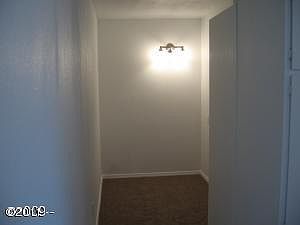4th image of 761 NE Reservoir Ln