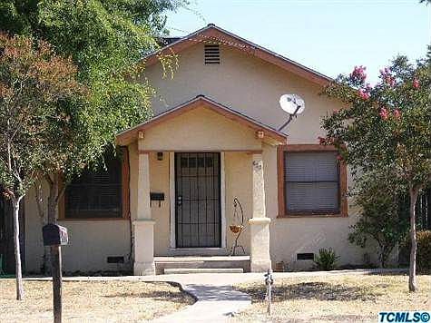 1st image of 600 E Tulare Ave